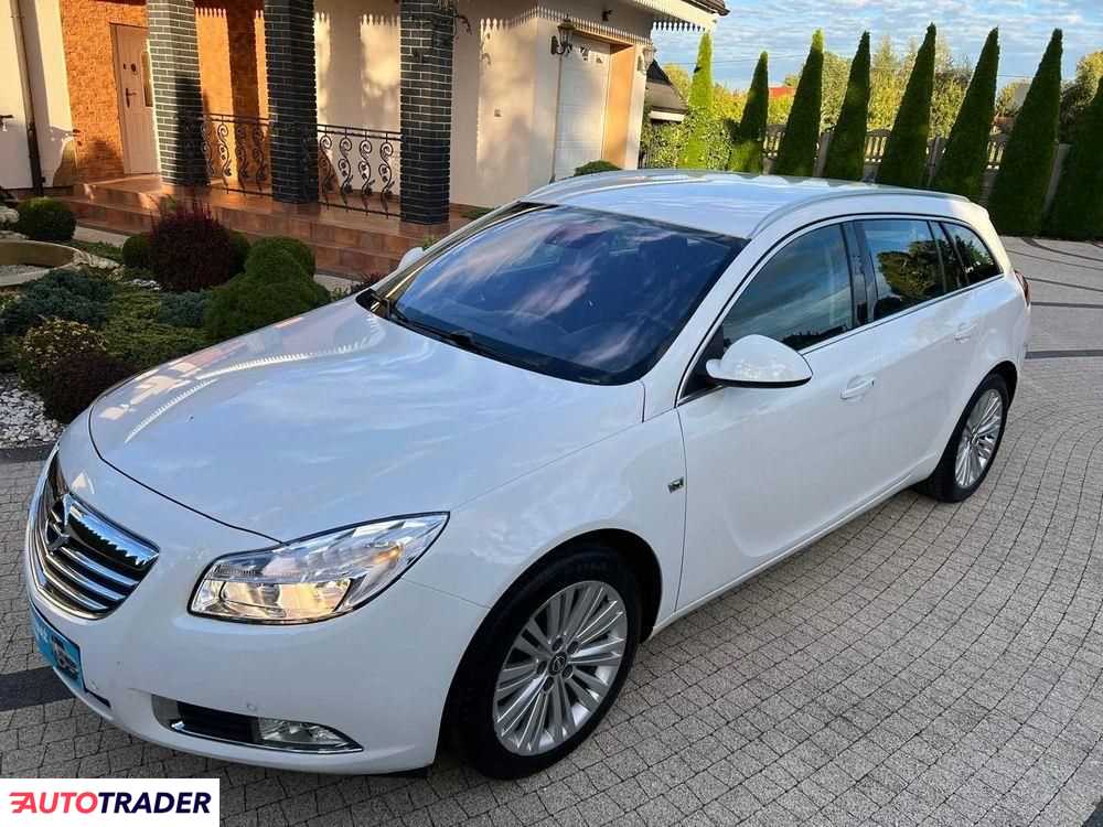 Opel Insignia 2013 2.0 130 KM