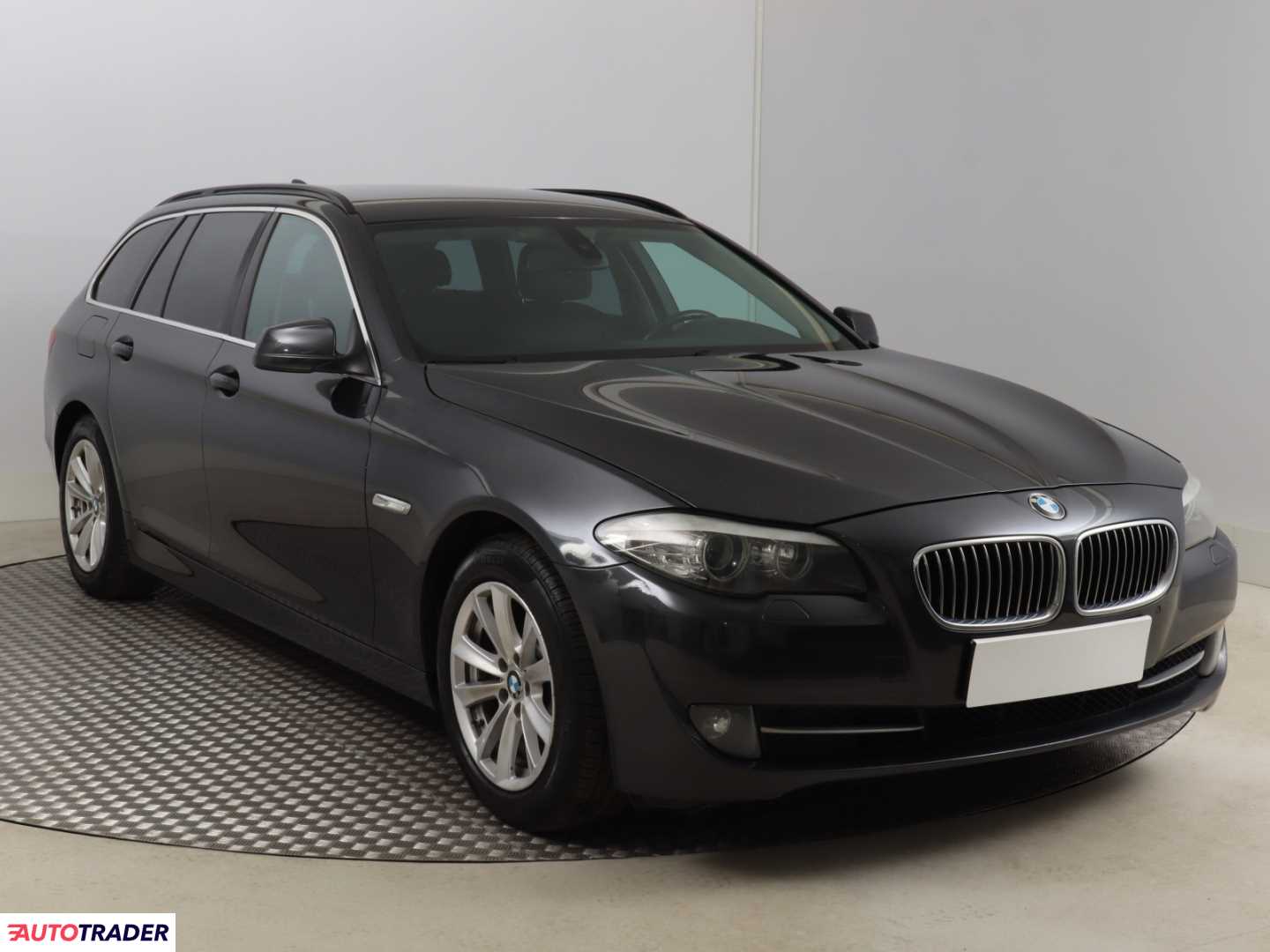 BMW 520 2010 2.0 160 KM