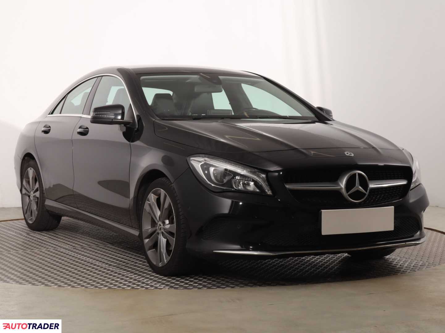 Mercedes Pozostałe 2018 1.6 154 KM