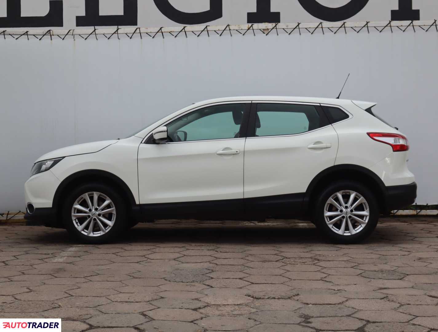 Nissan Qashqai 2016 1.2 113 KM