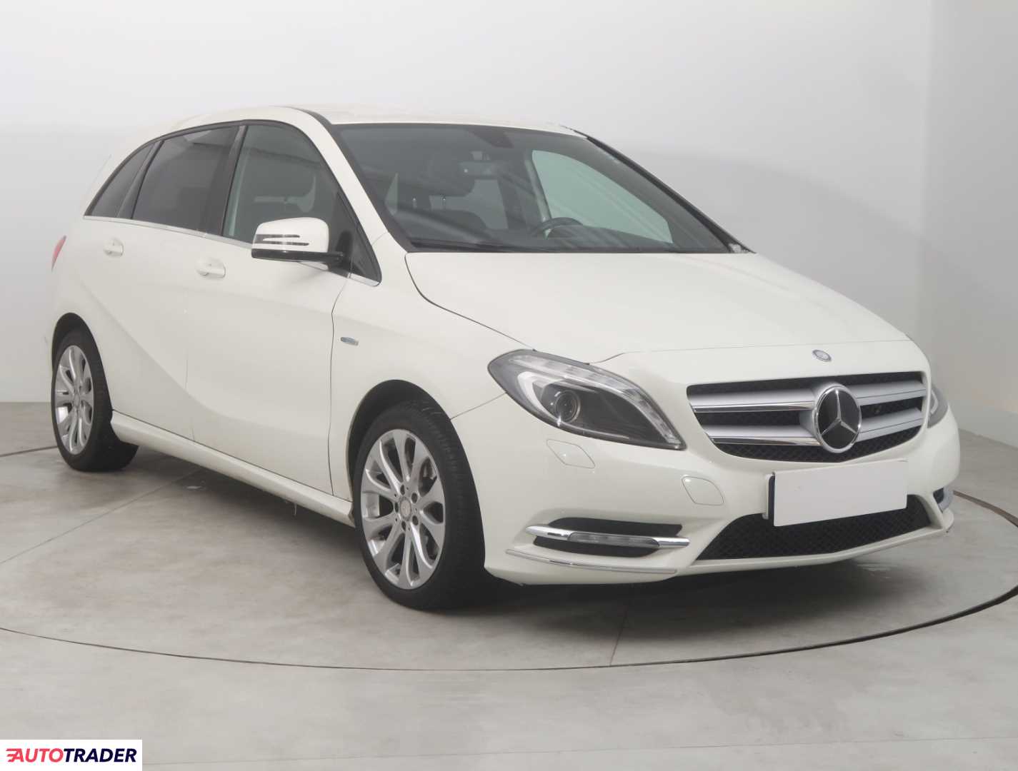 Mercedes B-klasa 2012 2.0 107 KM