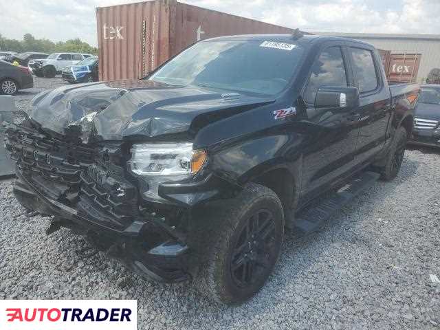 Chevrolet Silverado 2023 3