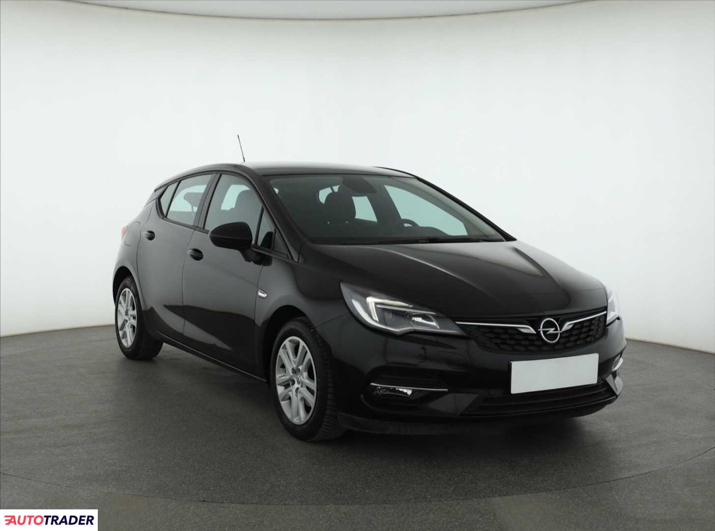 Opel Astra 2019 1.2 108 KM