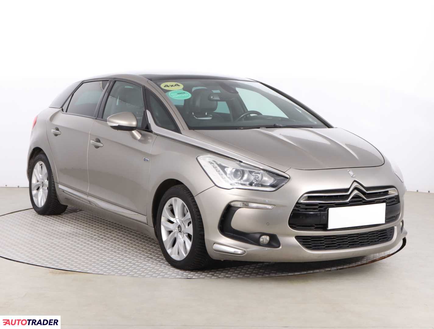 Citroen DS5 2013 2.0 160 KM
