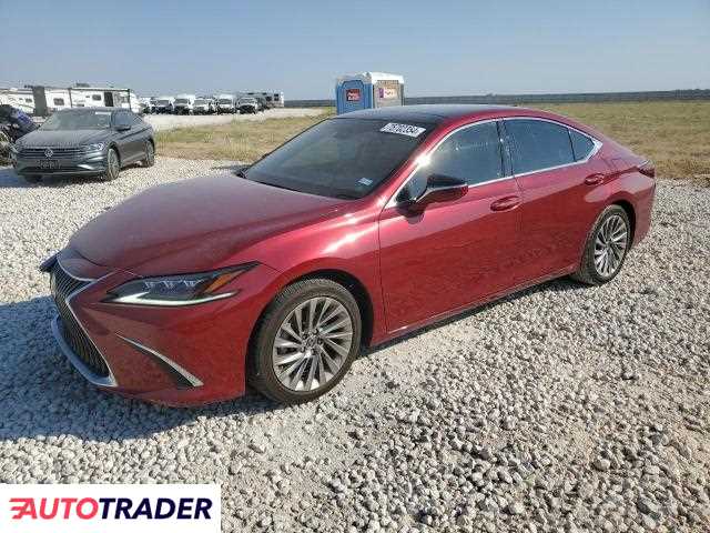 Lexus ES 2019 3