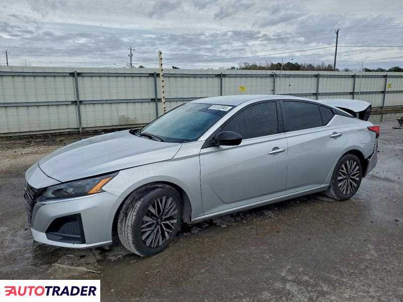 Nissan Altima 2024 2