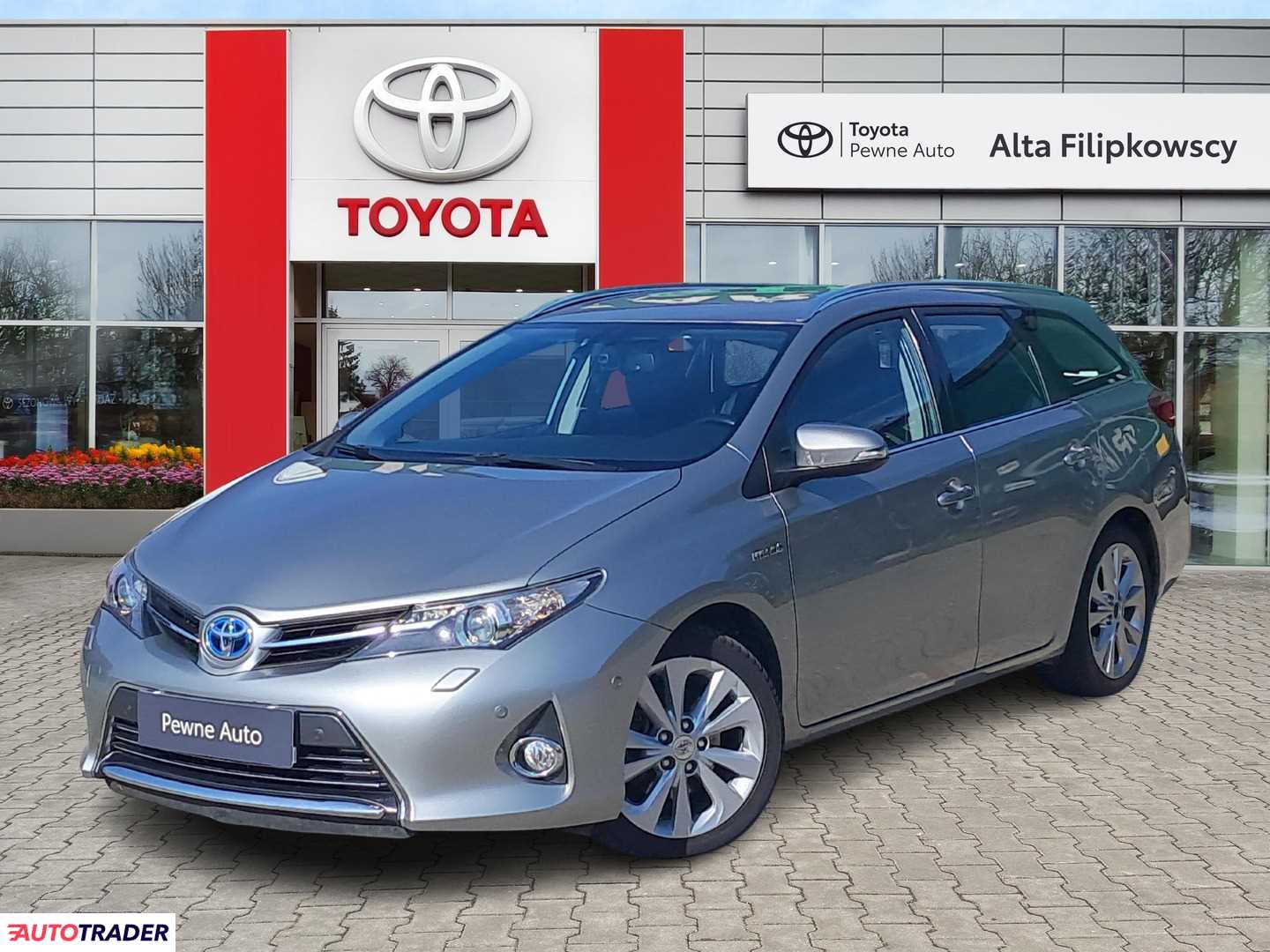 Toyota Auris 2014 1.8 136 KM