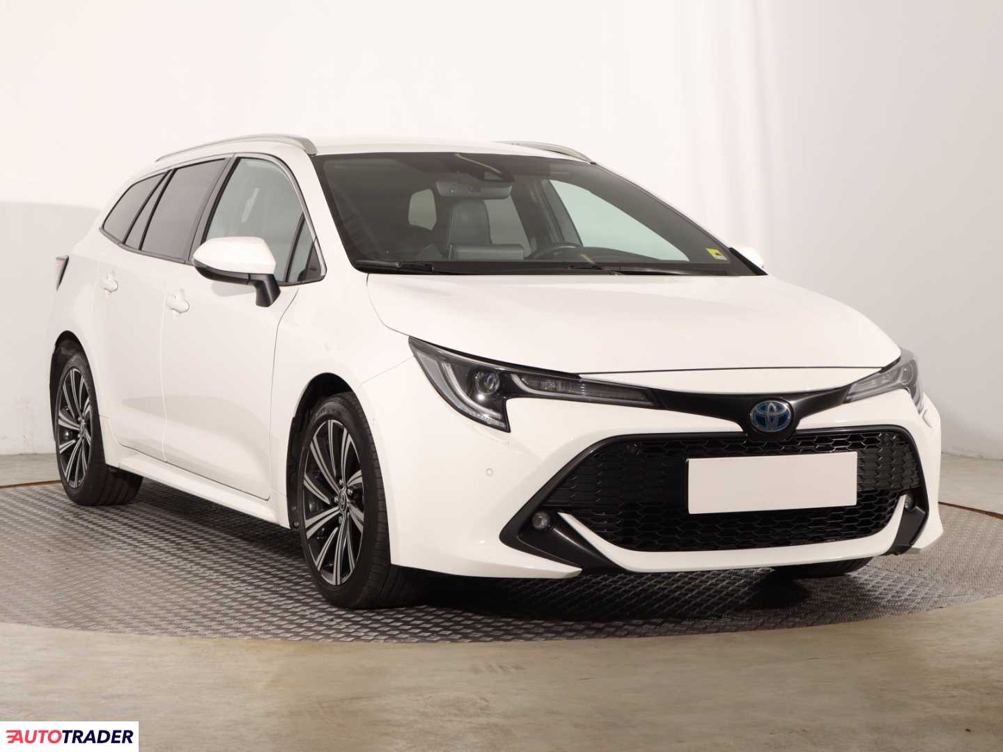 Toyota Corolla 2022 1.8 120 KM