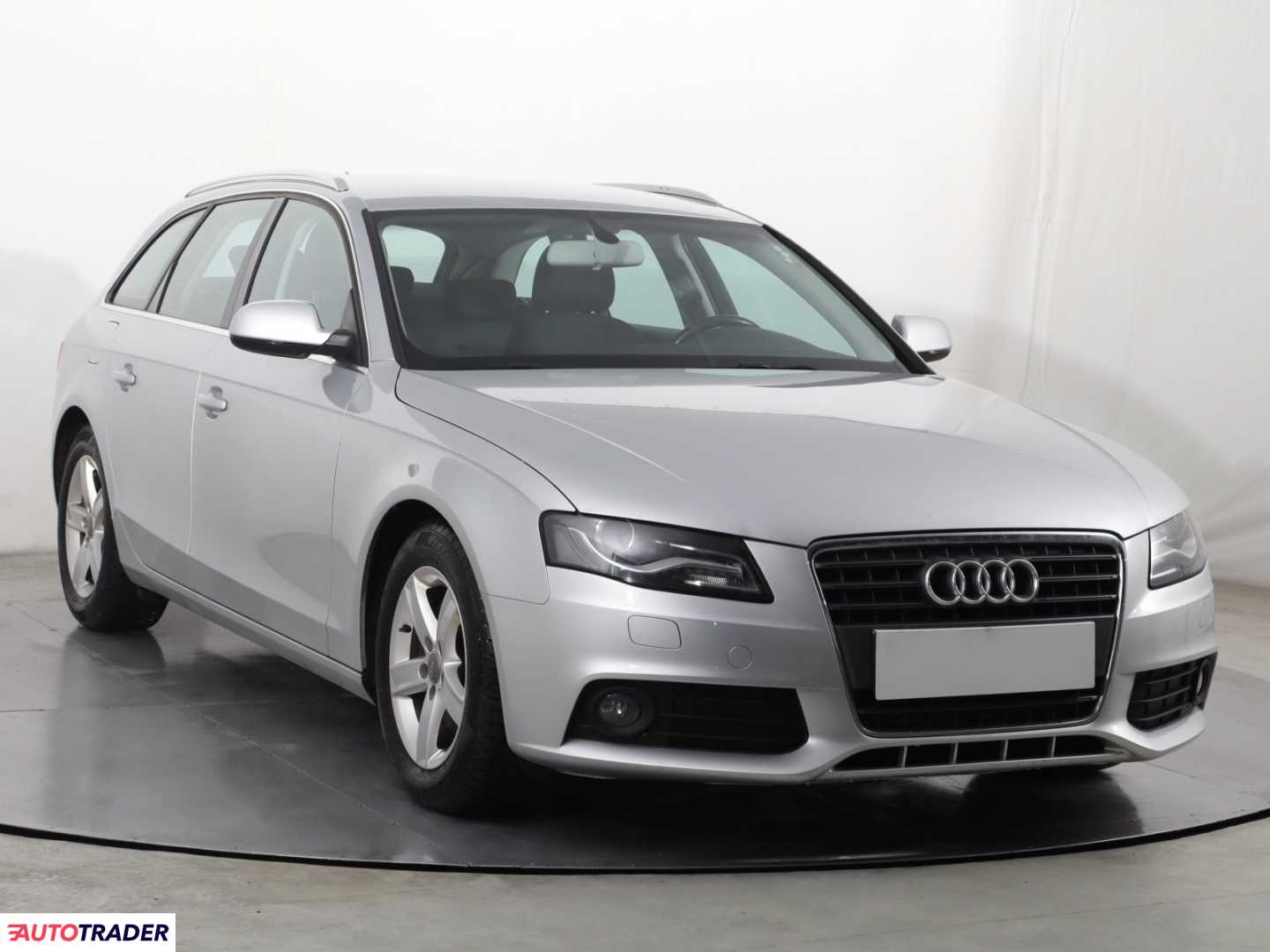 Audi A4 2010 1.8 158 KM