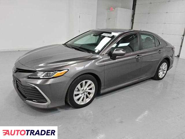 Toyota Camry 2.0 benzyna 2023r. (GLASSBORO)