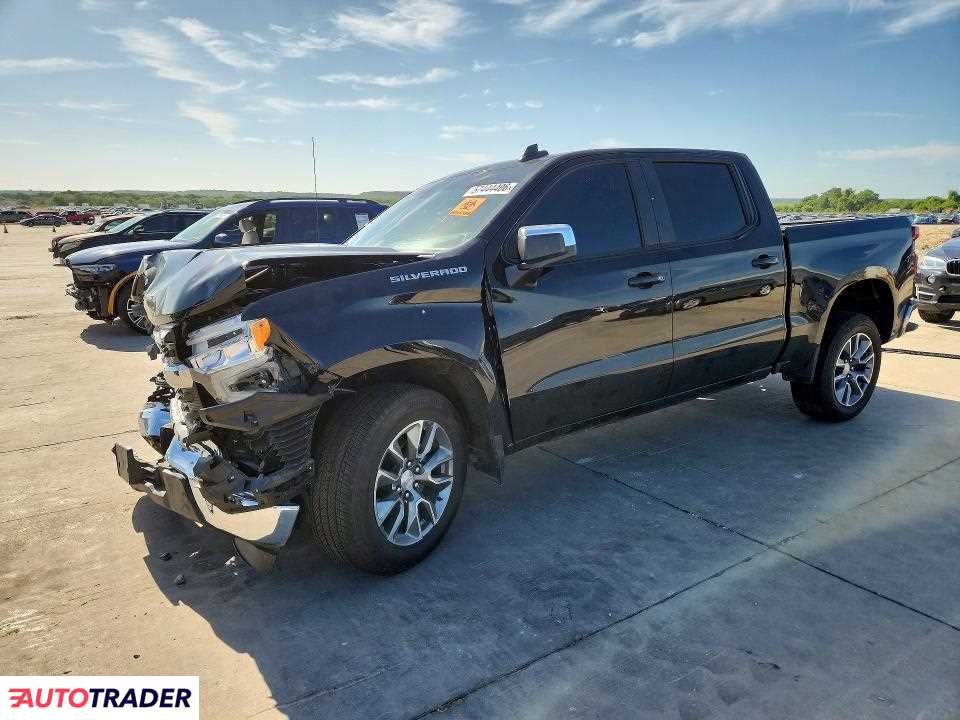 Chevrolet Silverado 2026 5