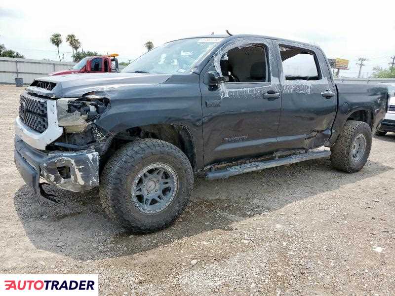 Toyota Tundra 2021 5