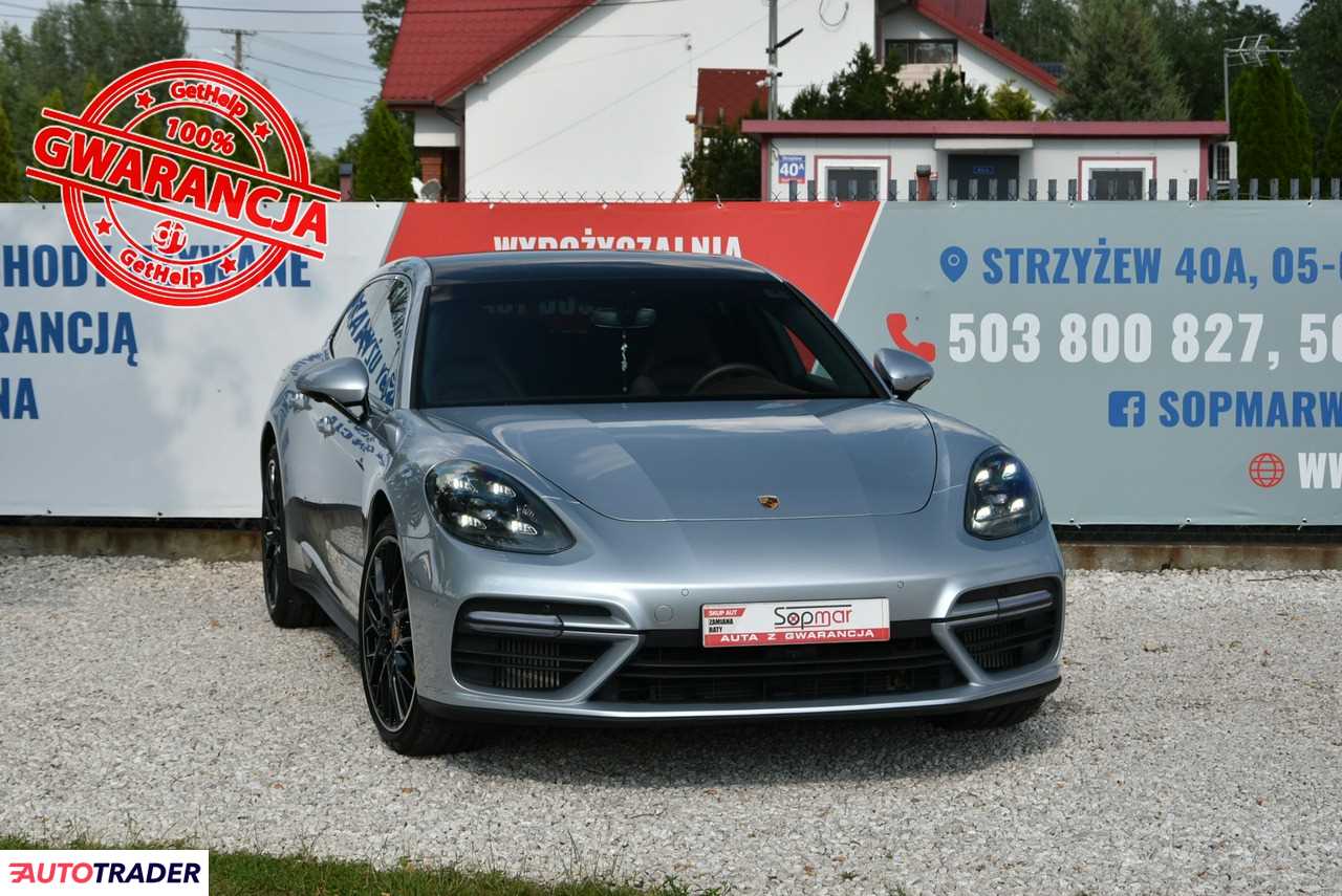 Porsche Panamera 2019 4.0 550 KM