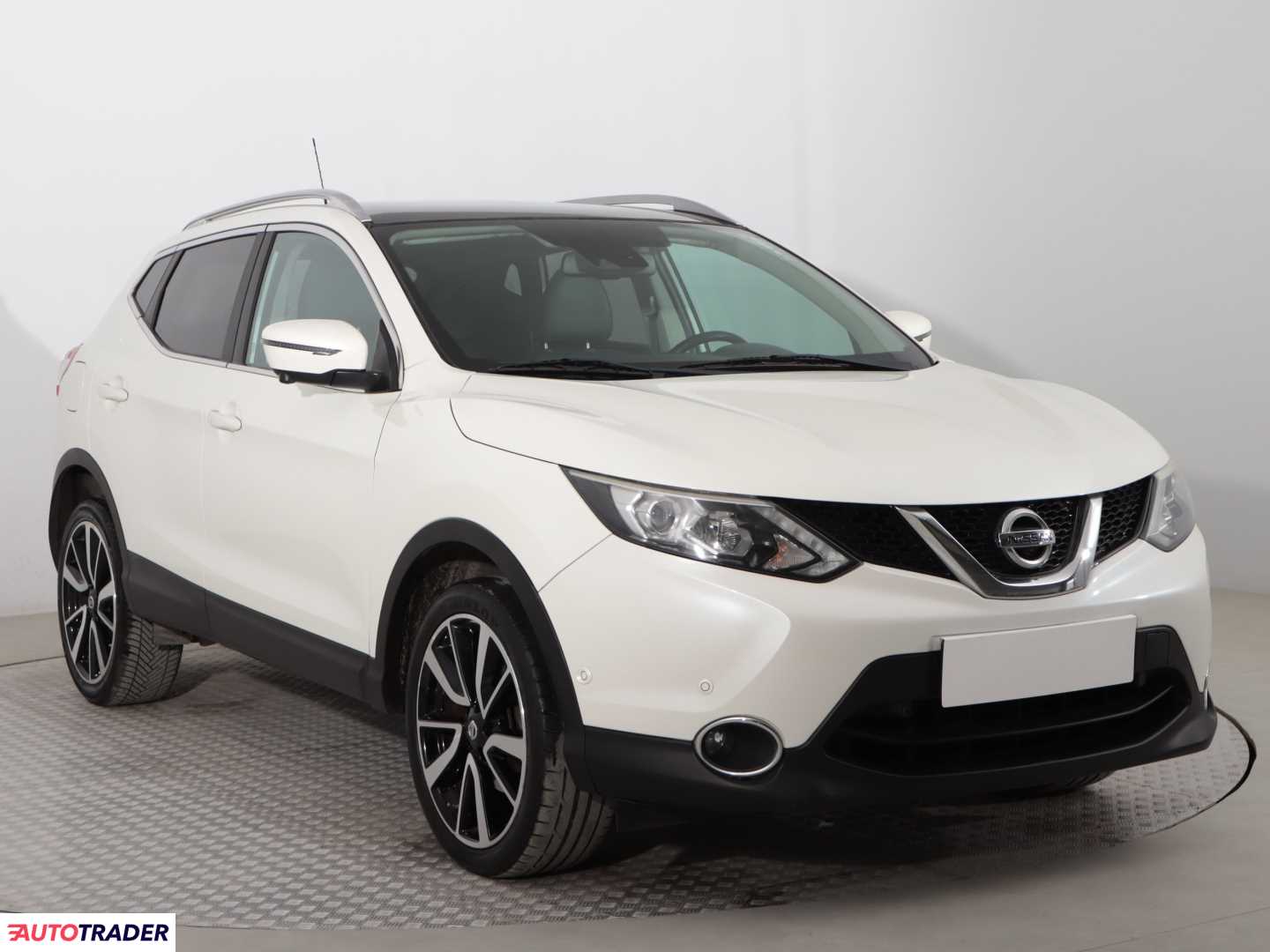 Nissan Qashqai 2015 1.6 160 KM Nissan Qashqai 2015 1.6 160 KM