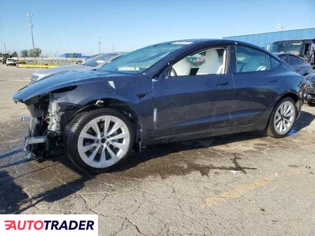 Tesla Model 3 2023