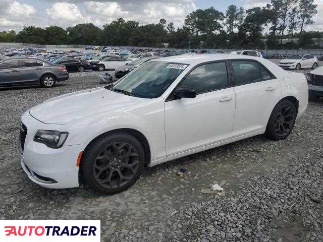 Chrysler 300C 2019 3