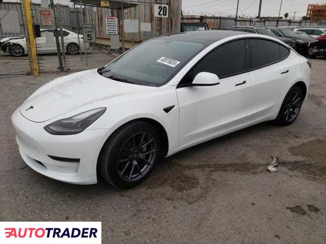 Tesla Model 3 2023