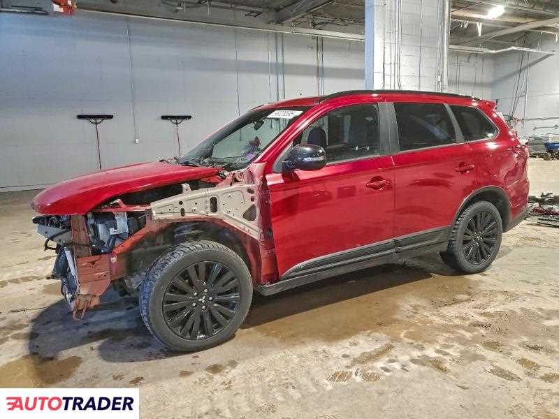 Mitsubishi Outlander 2020 3