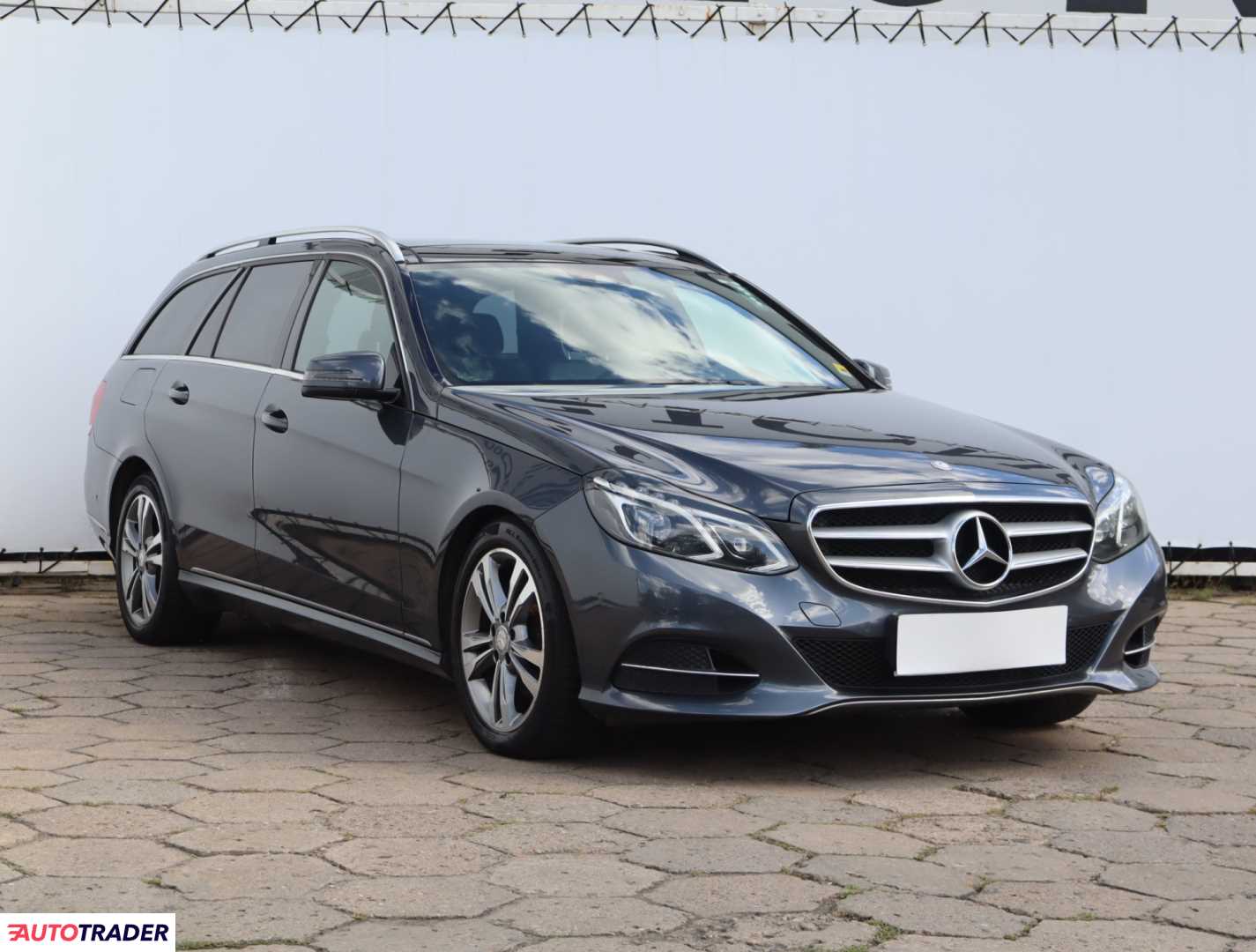 Mercedes E-klasa 2015 2.0 207 KM