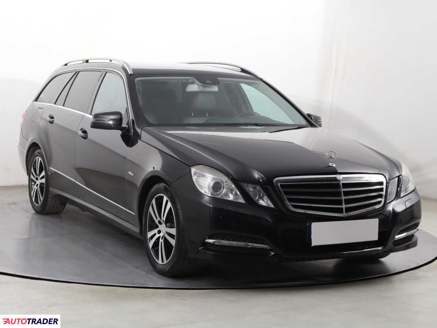 Mercedes E-klasa 2011 2.1 167 KM