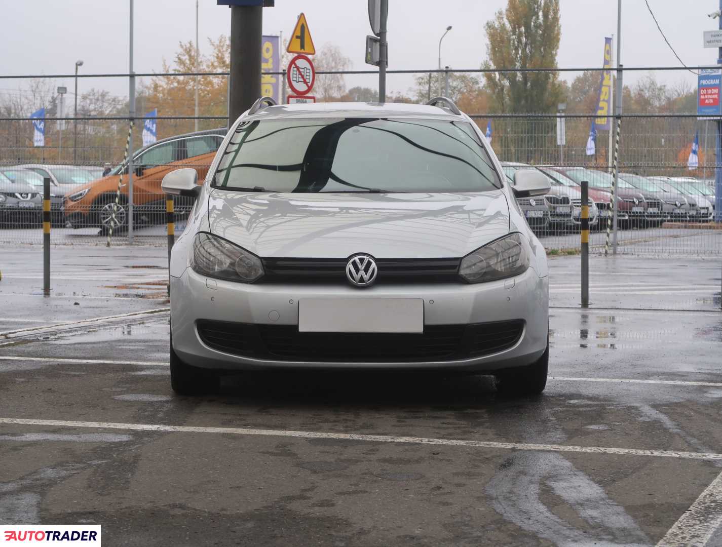 Volkswagen Golf 1.6 103 KM 2012r. (Piaseczno)