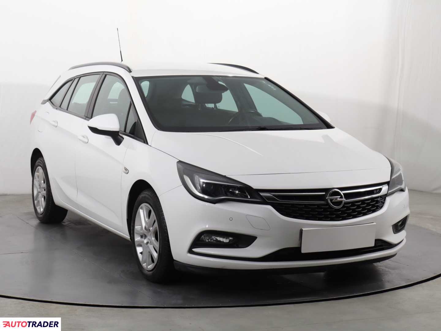 Opel Astra 2018 1.6 108 KM Opel Astra 2018 1.6 108 KM