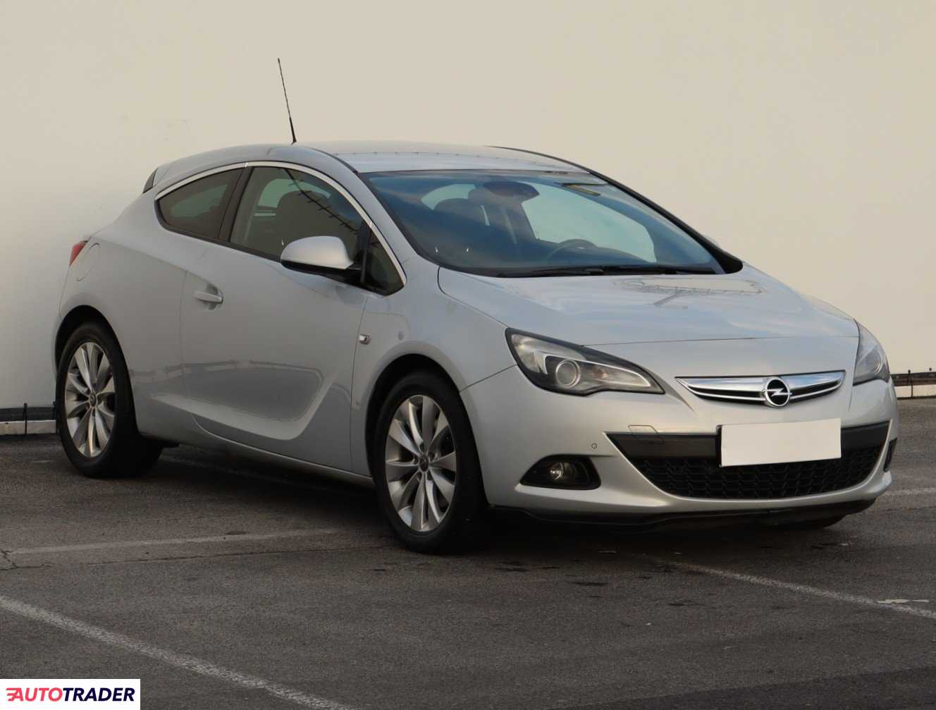 Opel Astra 2012 1.4 138 KM