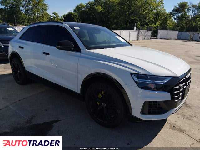 Audi Q8 2021 3