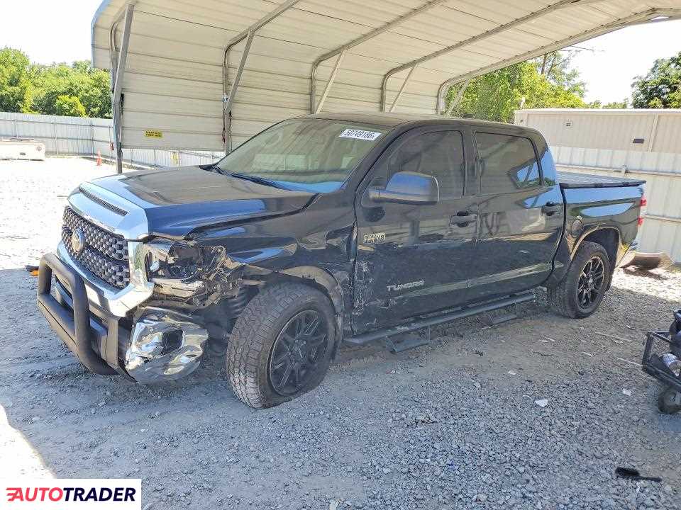 Toyota Tundra 2021 5