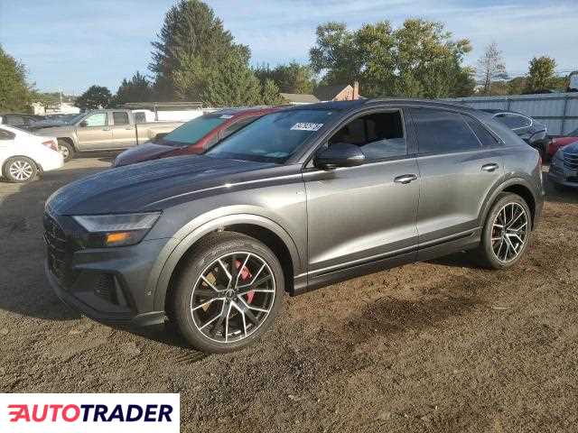Audi Q8 2021 3