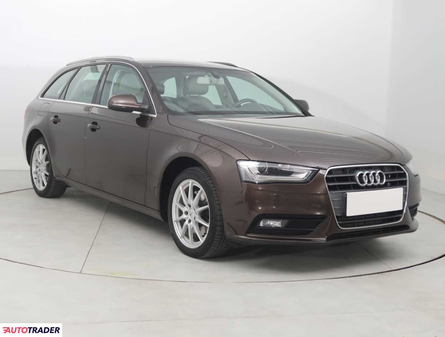 Audi A4 2015 2.0 174 KM