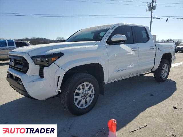 Toyota Tacoma 2.0 benzyna 2024r. (LEBANON)