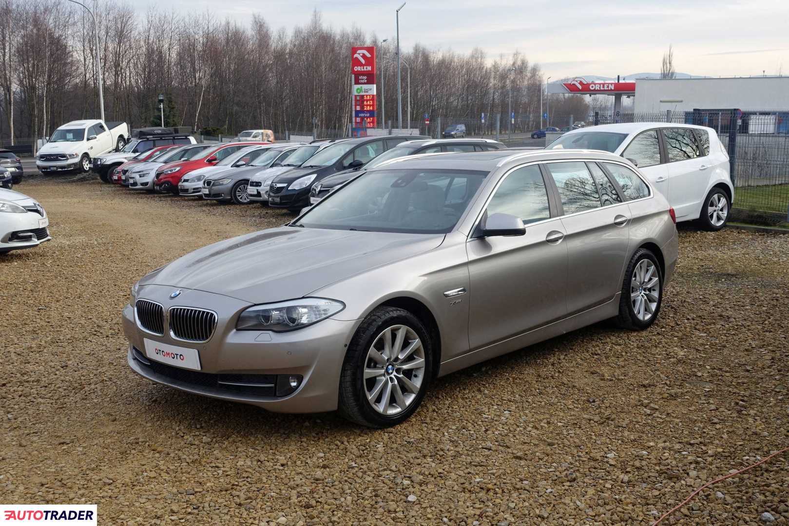 BMW 530 2011 3.0 258 KM