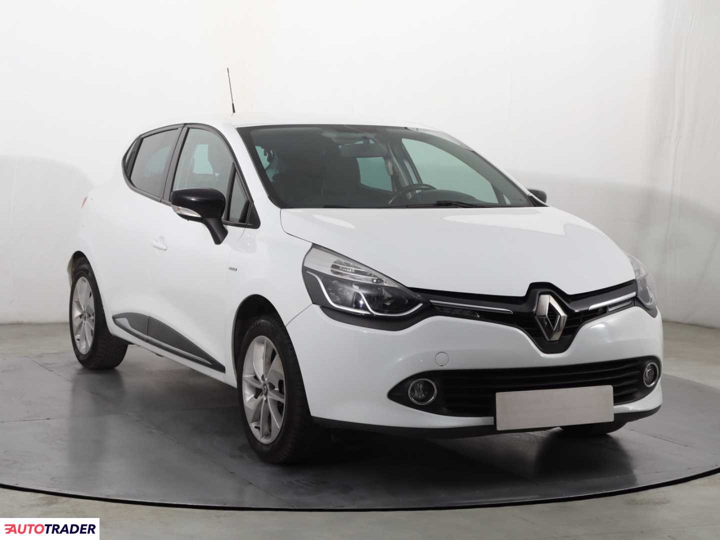 Renault Clio 2015 0.9 88 KM