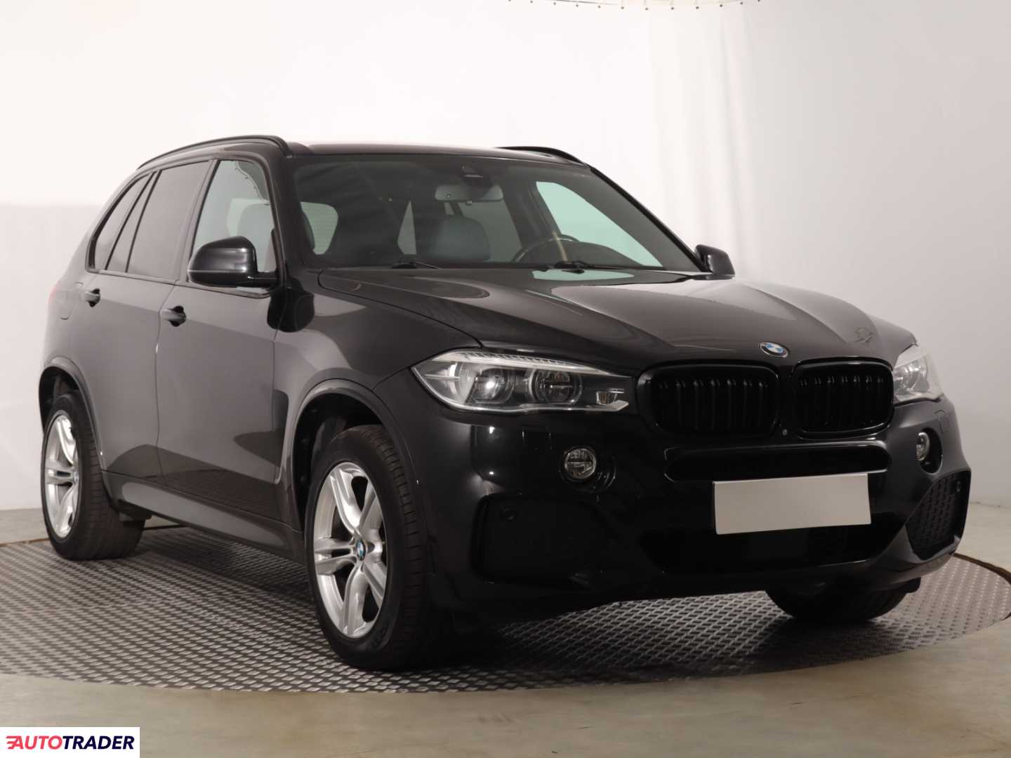BMW X5 2014 3.0 308 KM