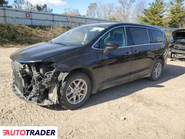 Chrysler Voyager 2023 3