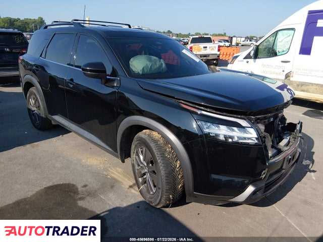 Nissan Pathfinder 2022 3