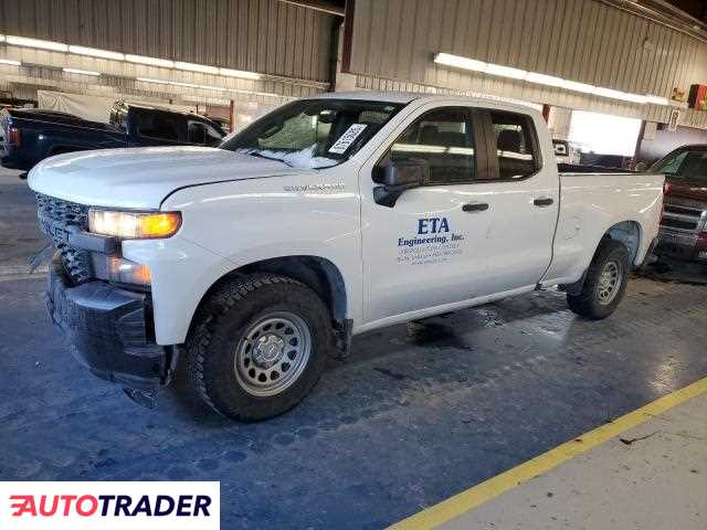 Chevrolet Silverado 4.0 benzyna 2019r. (FORT WAYNE)