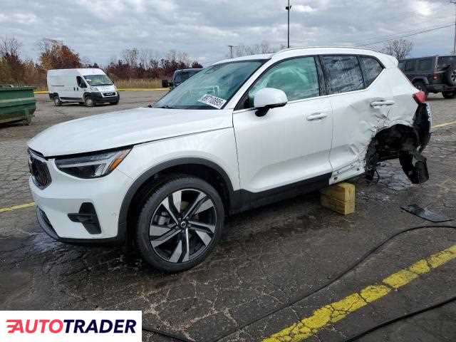 Volvo XC40 2024 2