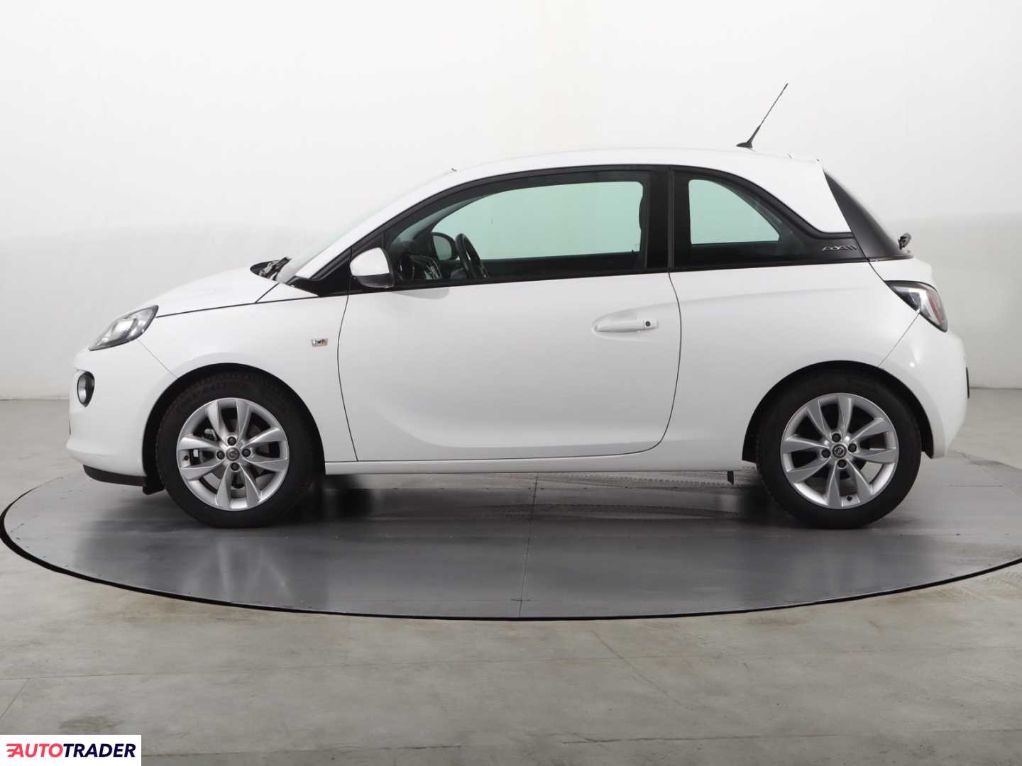 Opel Adam 2018 1.4 85 KM