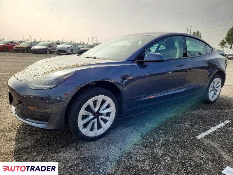 Tesla Model 3 2023