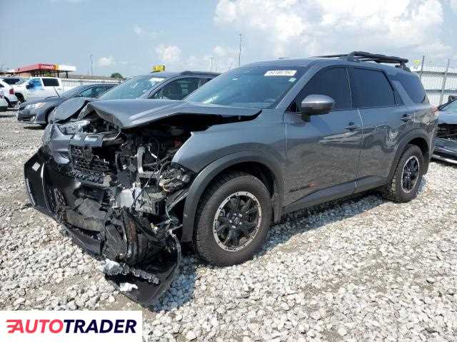 Nissan Pathfinder 2024 3