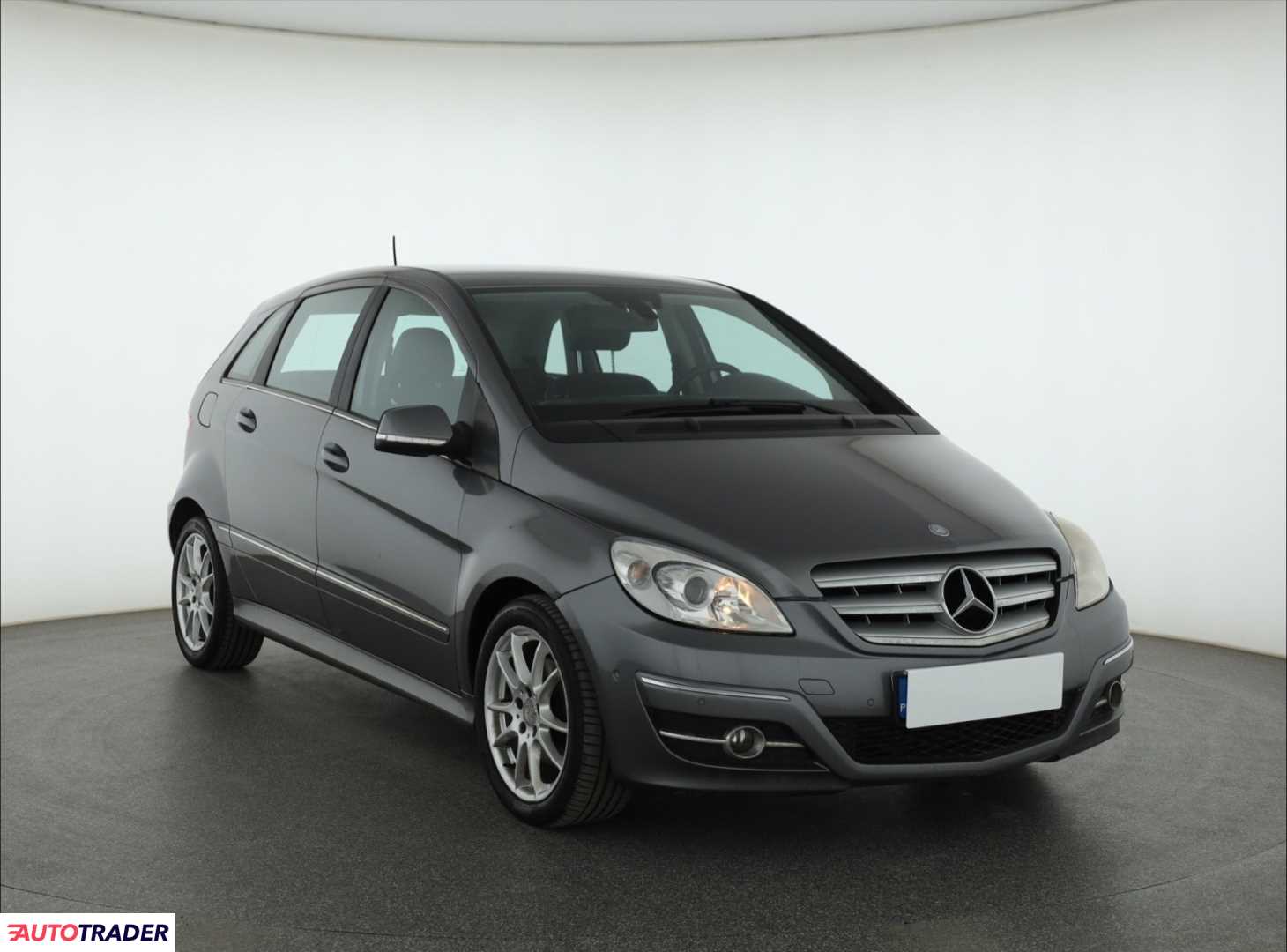 Mercedes B-klasa 2011 2.0 107 KM