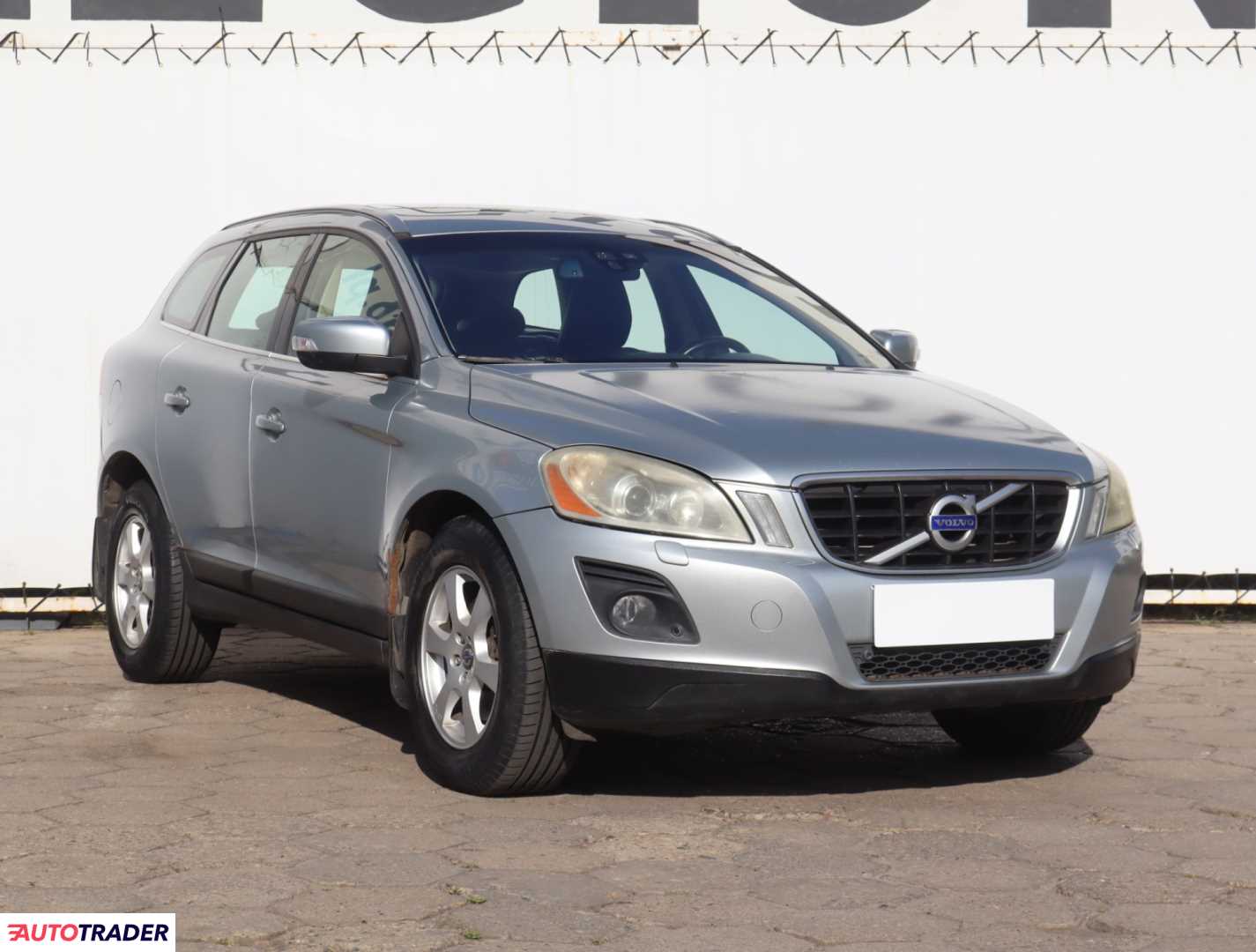 Volvo XC60 2010 2.4 202 KM