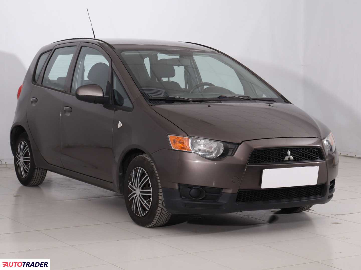 Mitsubishi Colt 2011 1.1 73 KM