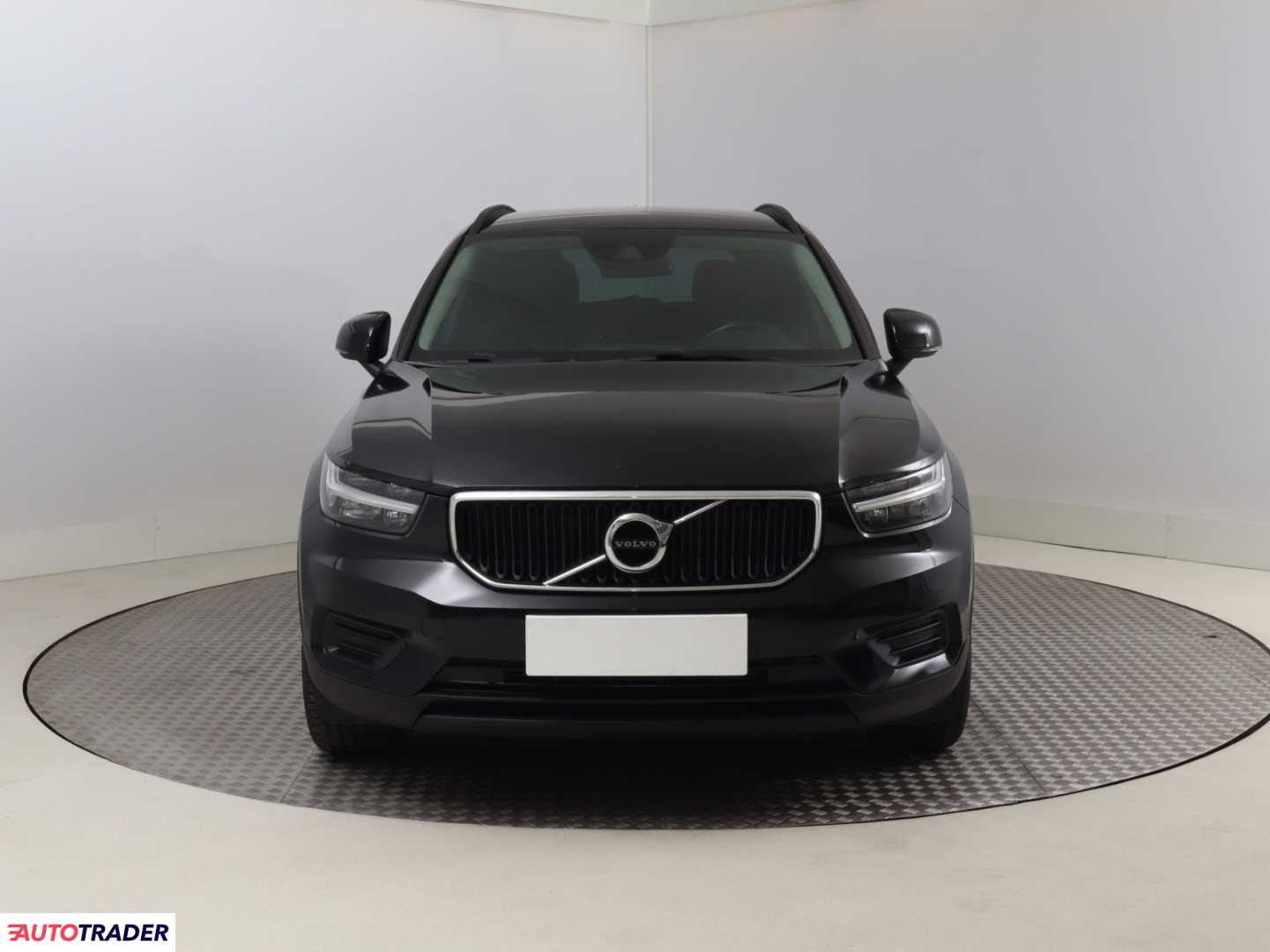 Volvo XC40 2021 1.5 160 KM