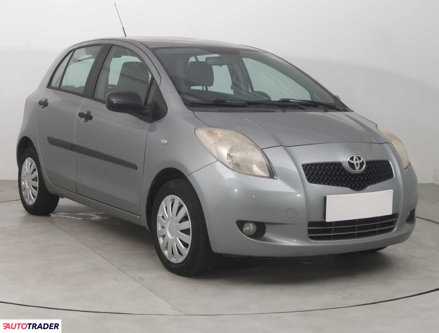 Toyota Yaris 2008 1.3 85 KM Toyota Yaris 2008 1.3 85 KM