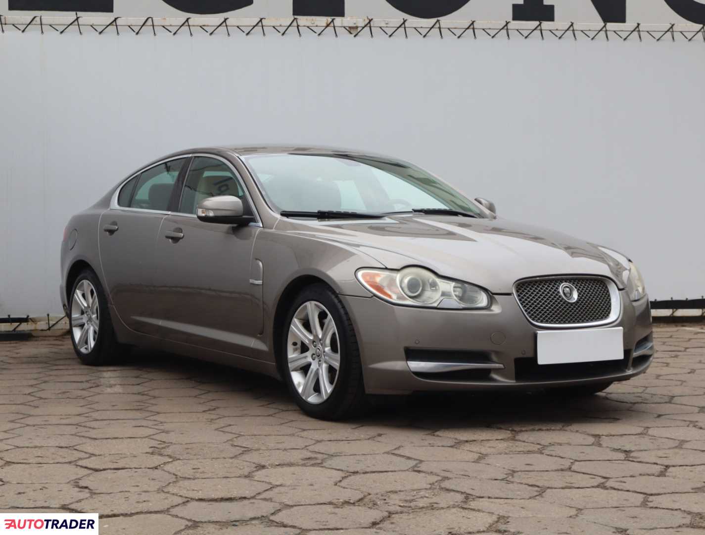 Jaguar XF 2008 2.7 203 KM