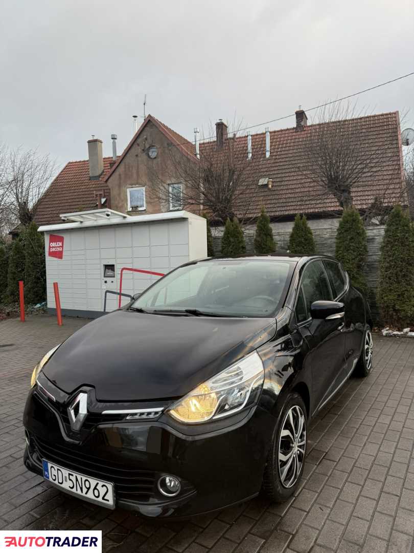 Renault Clio 2015 0.9 90 KM