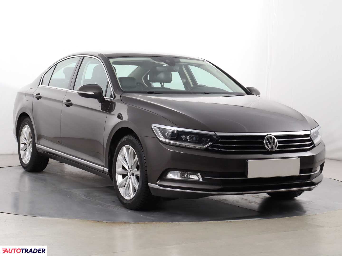 Volkswagen Passat 1.4 147 KM 2015r. (Piaseczno)